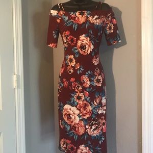 Haute Monde cold shoulder mid calf dress, L